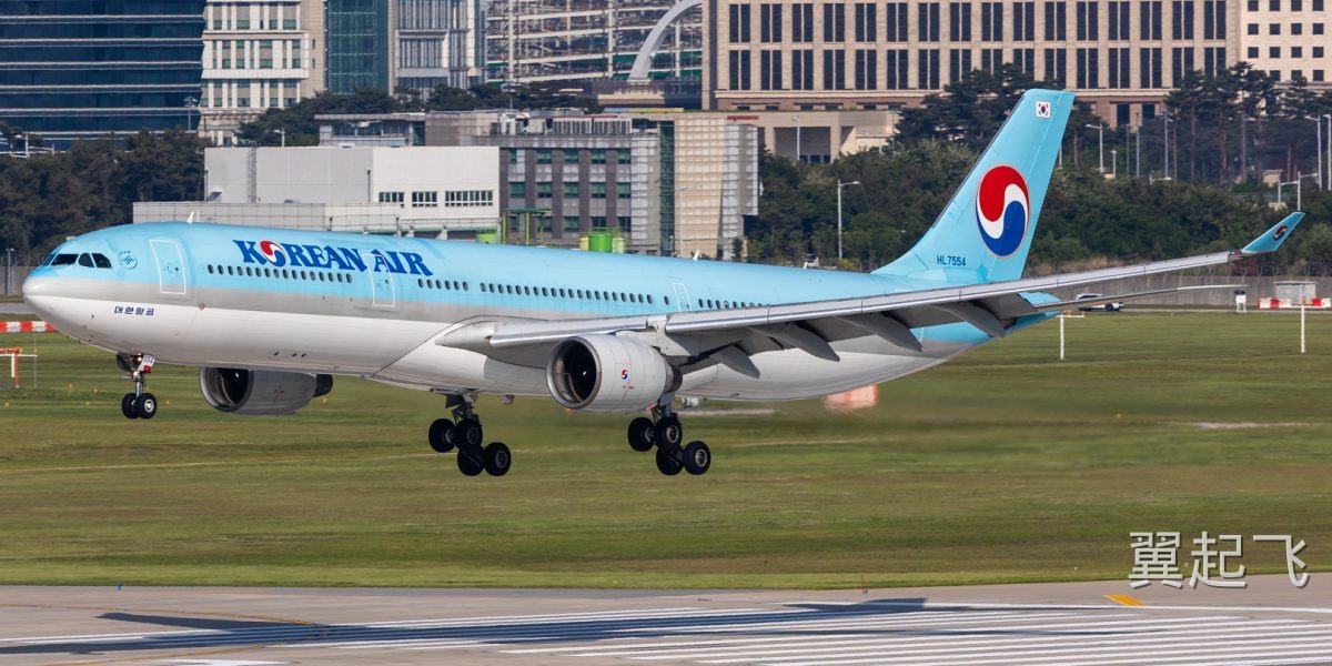 空客A330-300 - 图片 1
