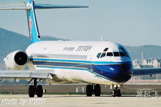 麦道 MD-80